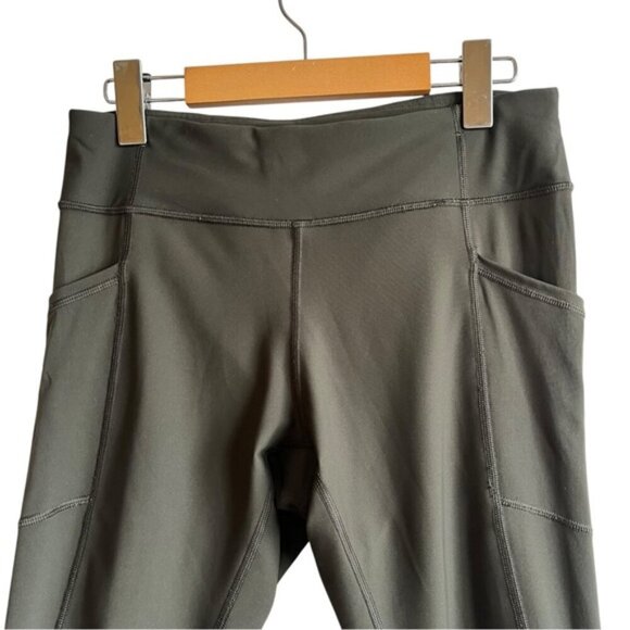 Lululemon Tight Stuff Tight II Size 8 Dark Olive Green - Picture 4 of 12